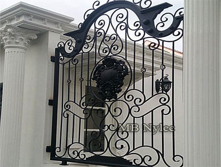 Fence with a coat of arms