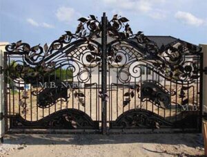 Gate with forged flowers and leaves