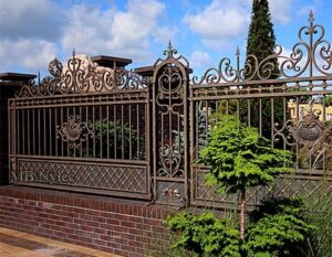 Manor-Style Wrought Iron Fence