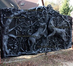Full Hunting Gate with Wolf and Deer