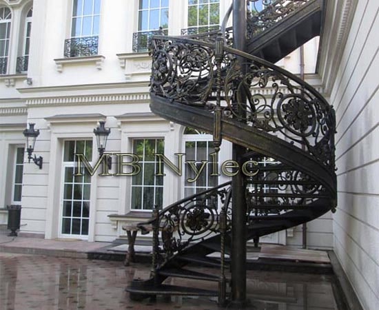 Exclusive forged openwork stairs