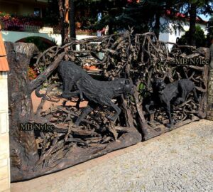 Hunting Gate with Jaguars