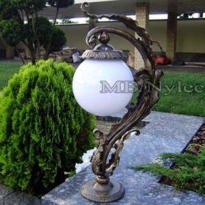 Forged Lamp with Acanthus