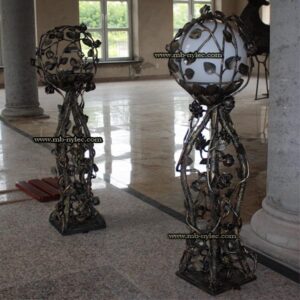 Forged Lamp with Roses