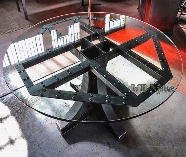 Loft-style table