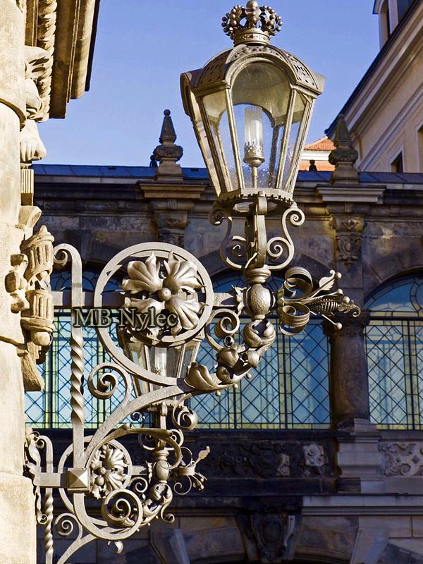 Palace Wrought Wall Lamp