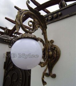 Forged Acanthus Wall Lamp
