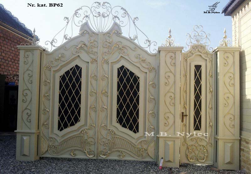 Exclusive full wrought iron gate in white
