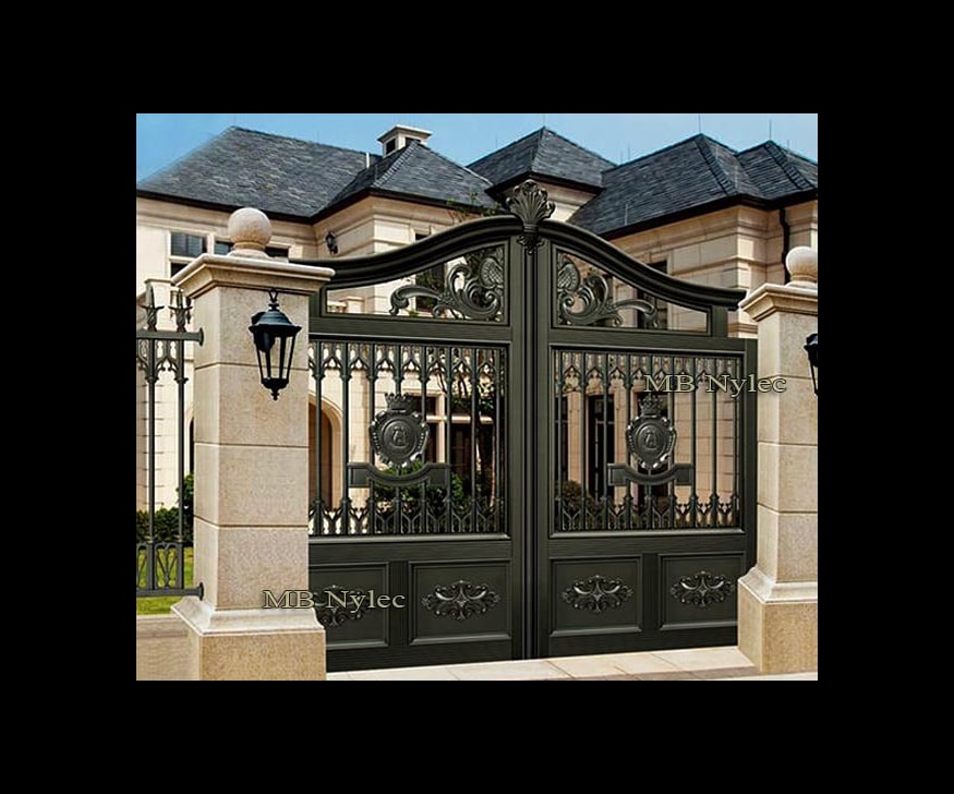 Forged gate with oriental elements