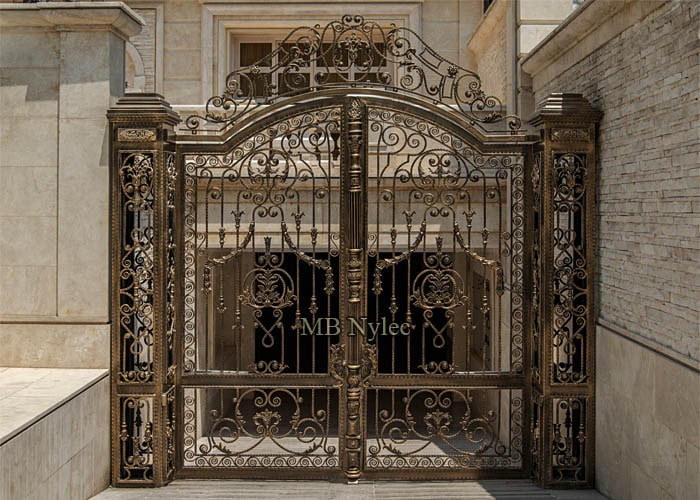 Elegant gate with forged columns