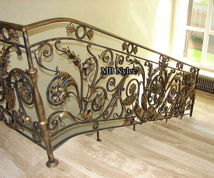 Balustrade with wrought leaves
