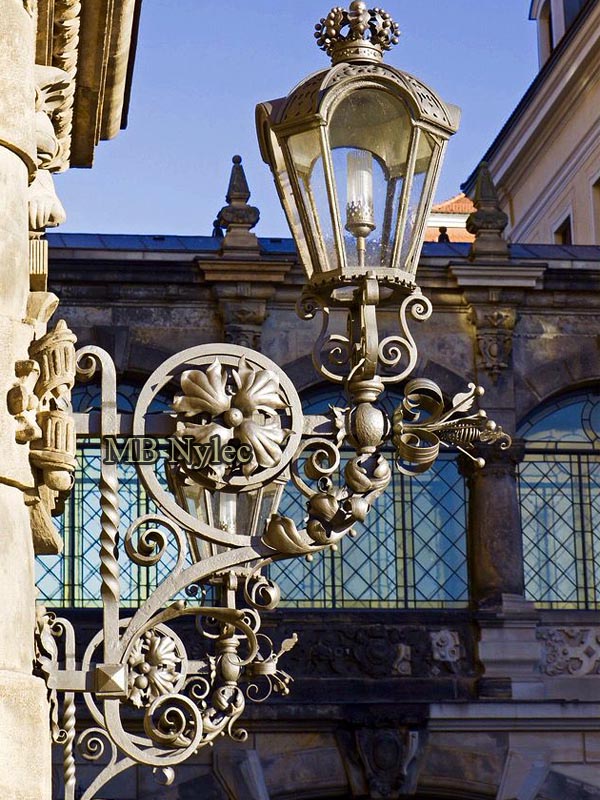 Palace wrought wall lamp