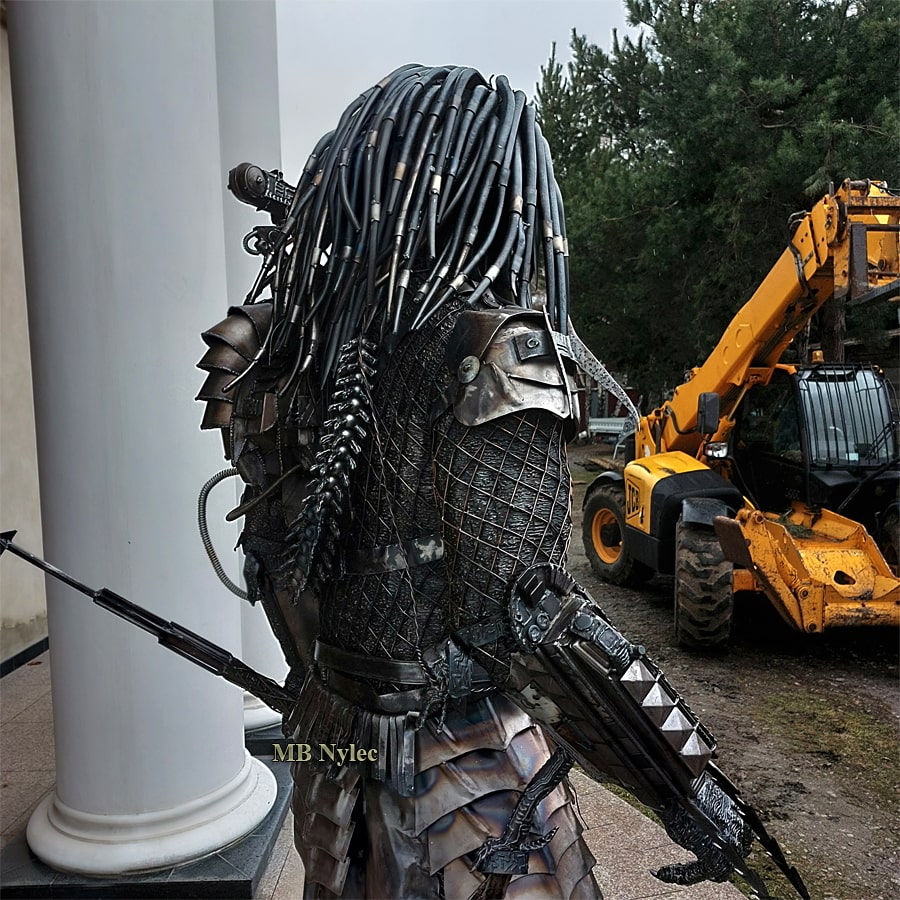 Predator - a metal figure from the movie
