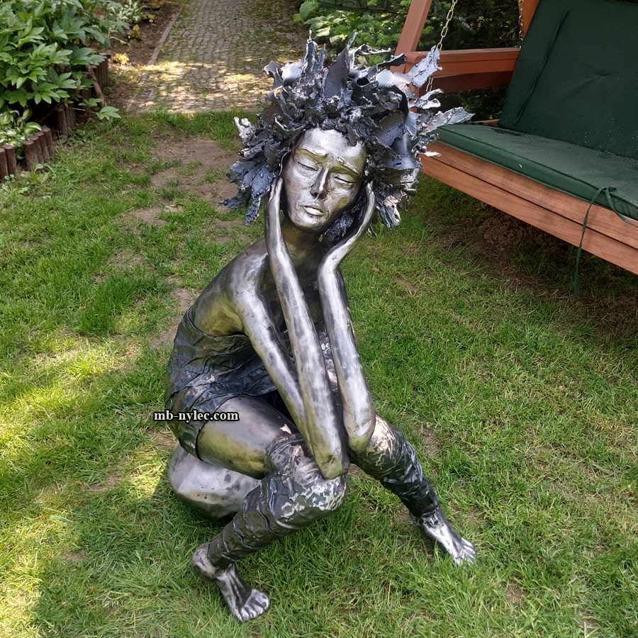 garden-sculpture-work-of-art