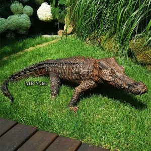 Crocodile Metal Sculpture