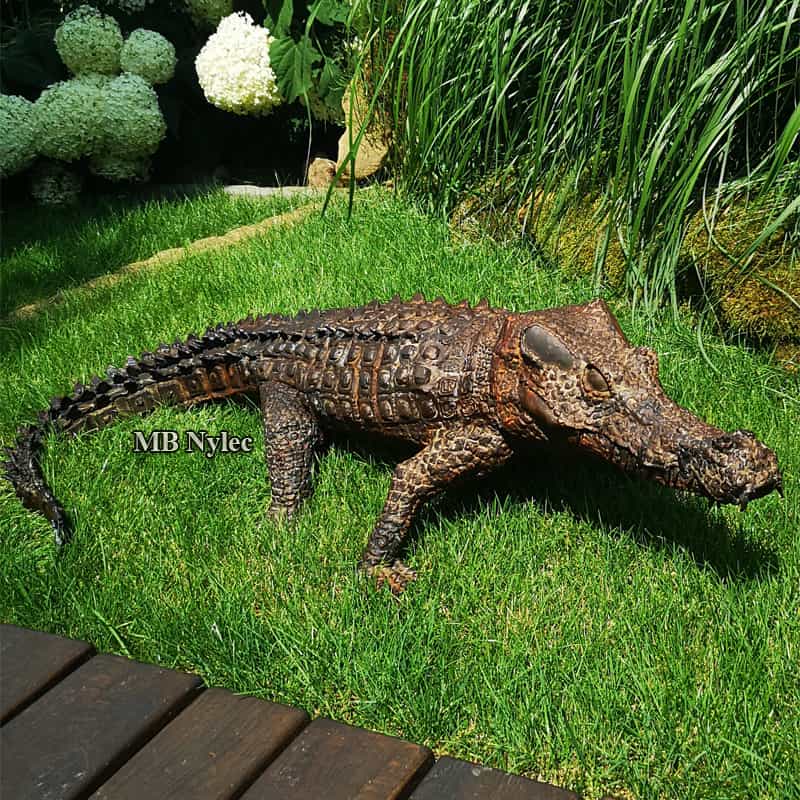 Crocodile metal sculpture