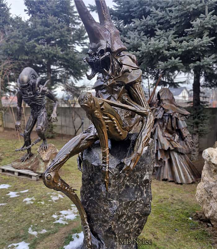 Demon Bug Sculpture 320 cm