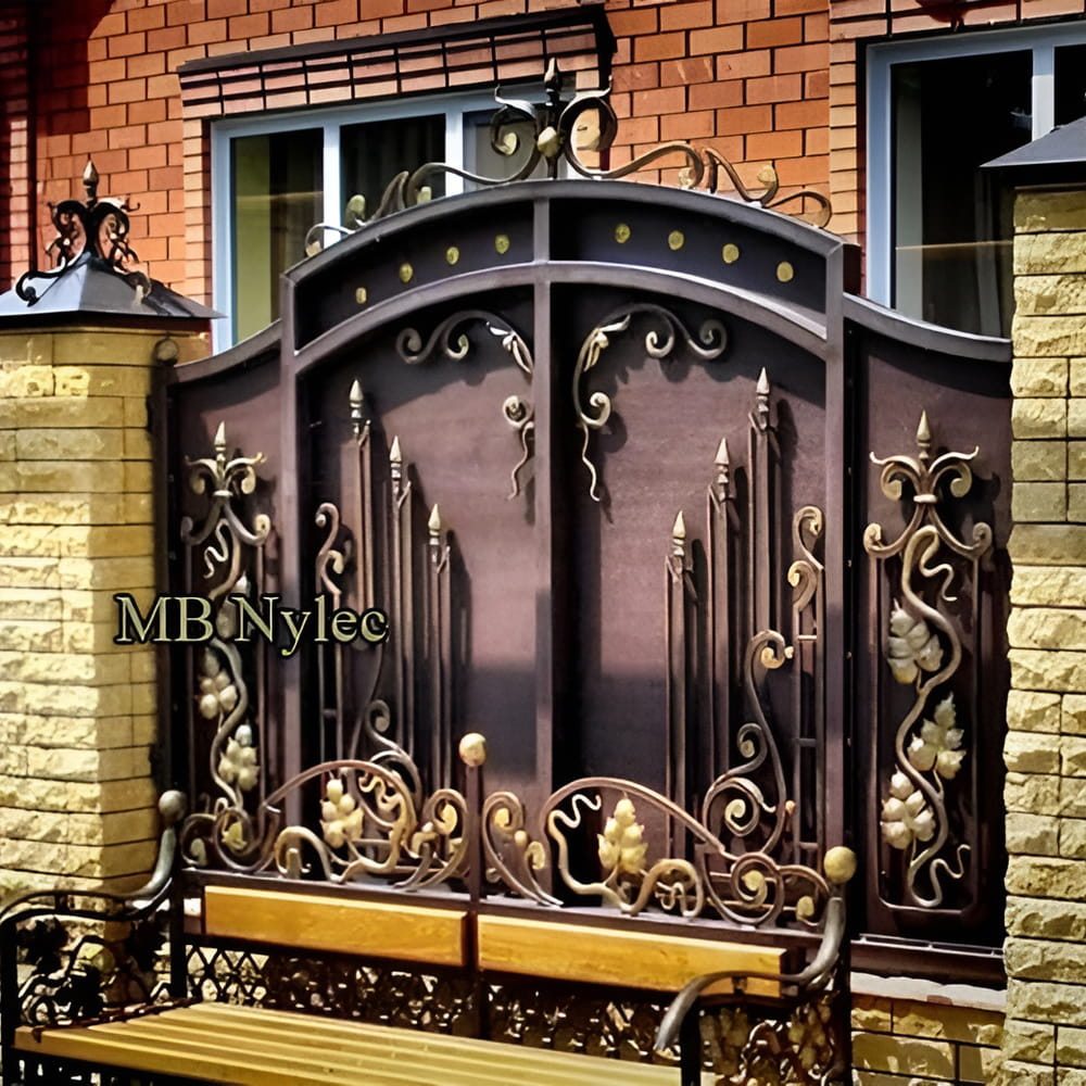 Exclusive full property fence BP239 with closed bronze panels, gilded scrolls and spear tops