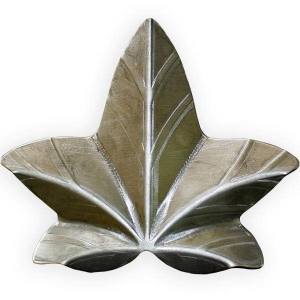 Large Forged Ivy Leaf