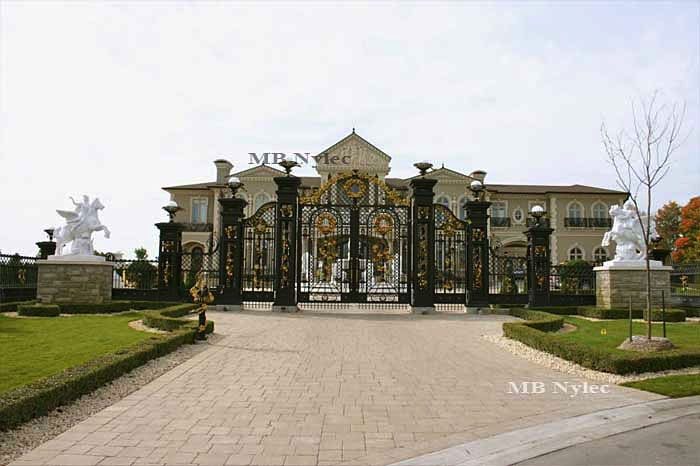 Long paved driveway leading to the gilded palace gate set BP50