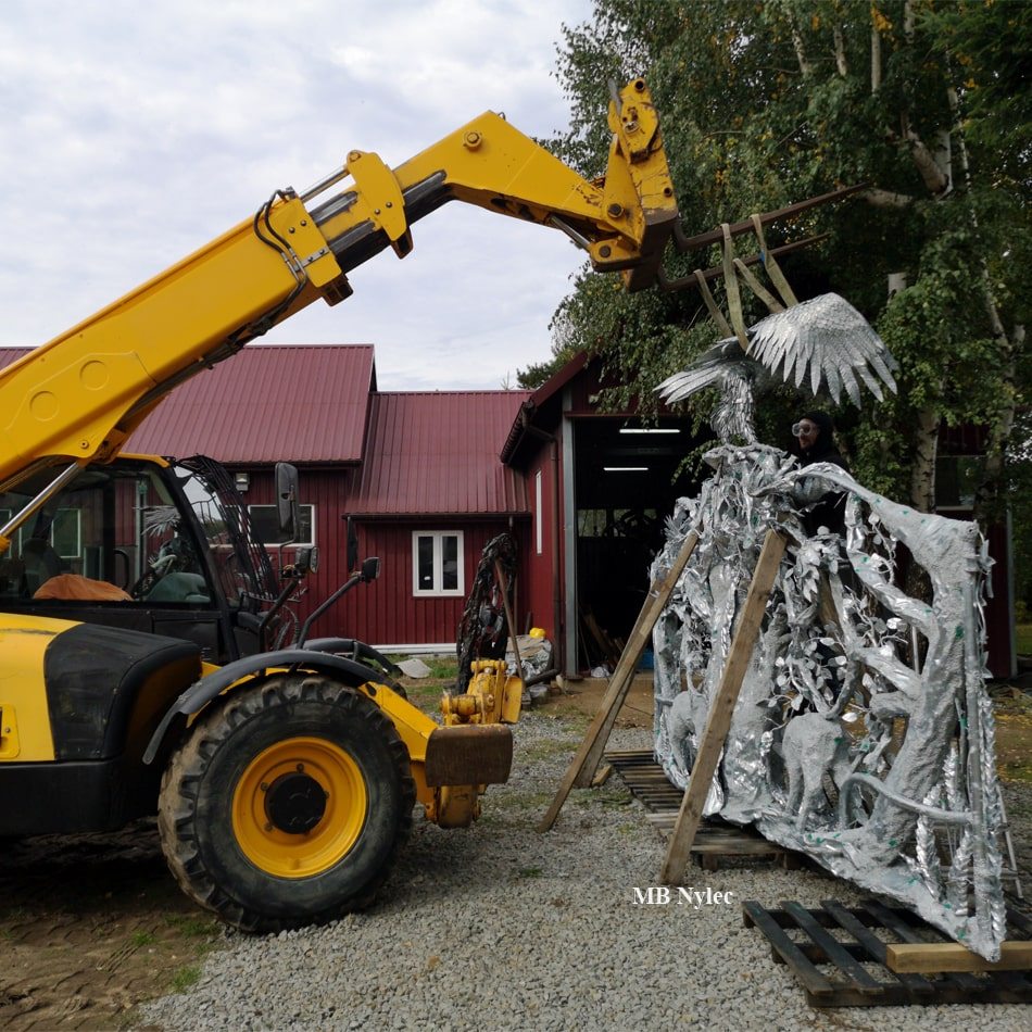 Spatial forest gate on a telehandler before installation