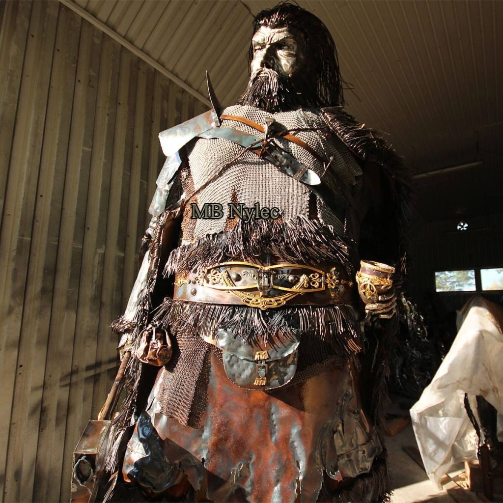 Face, beard and chain mail of the steel Viking Z88